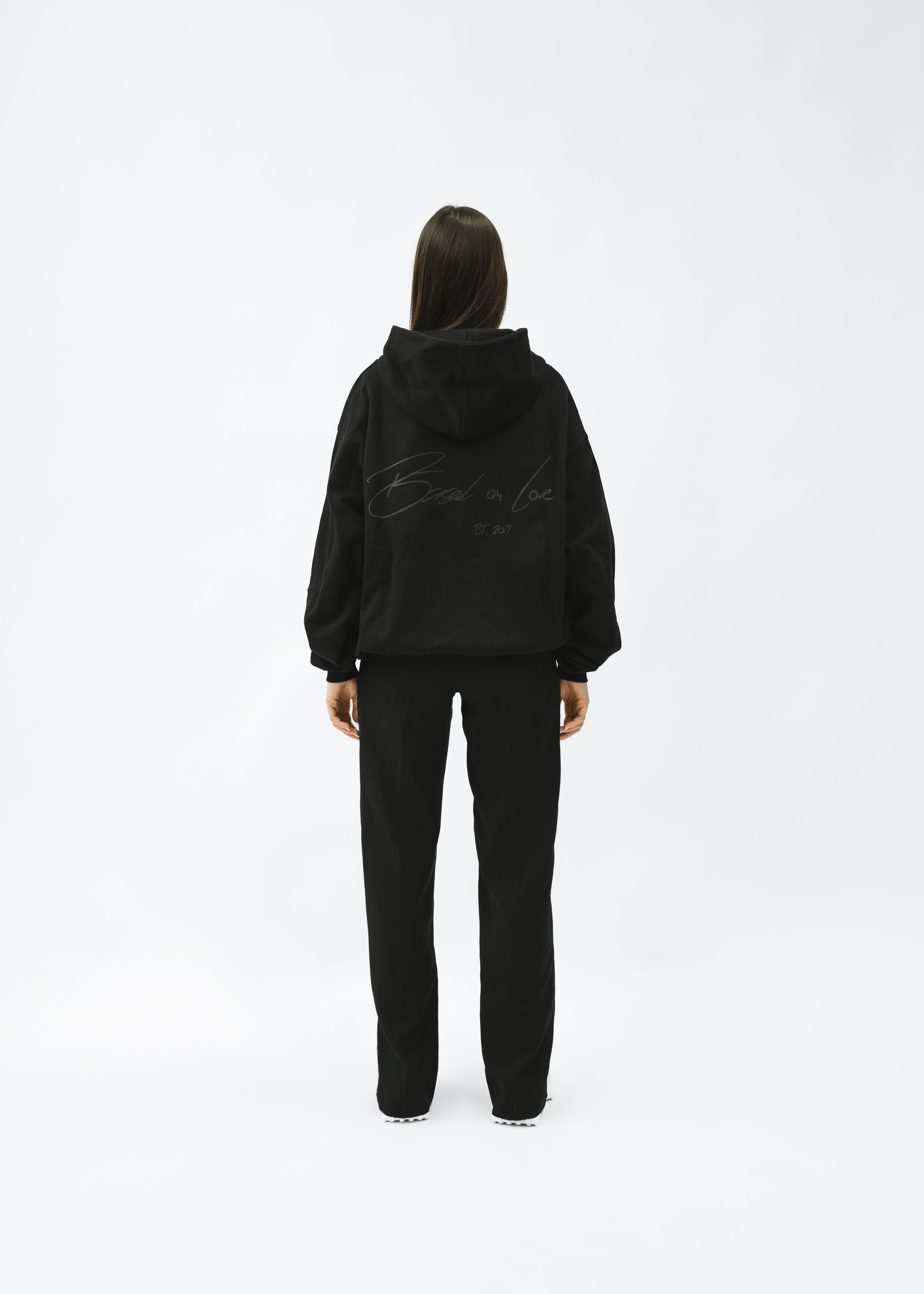 SIGNATURE ZIP HOODIE