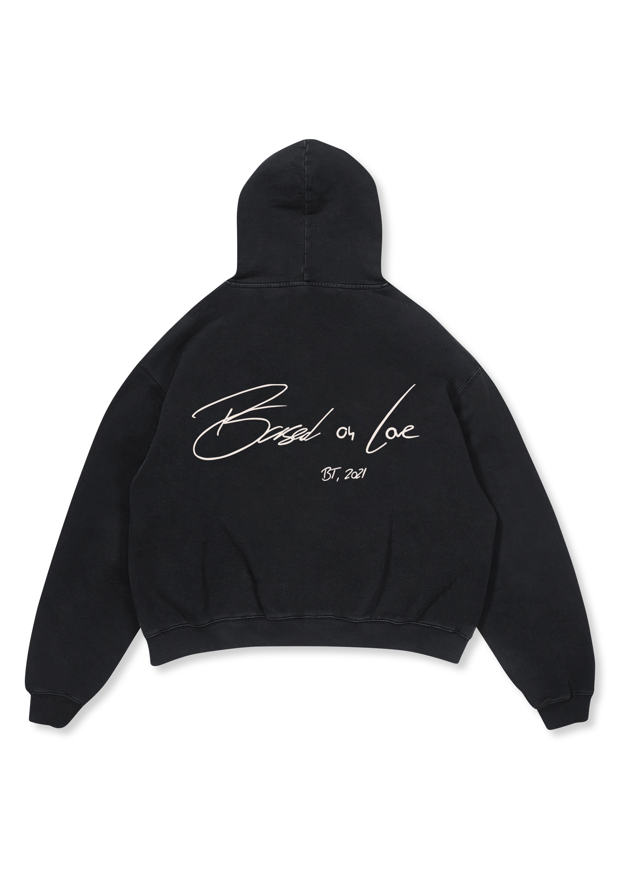 SIGNATURE HOODIE