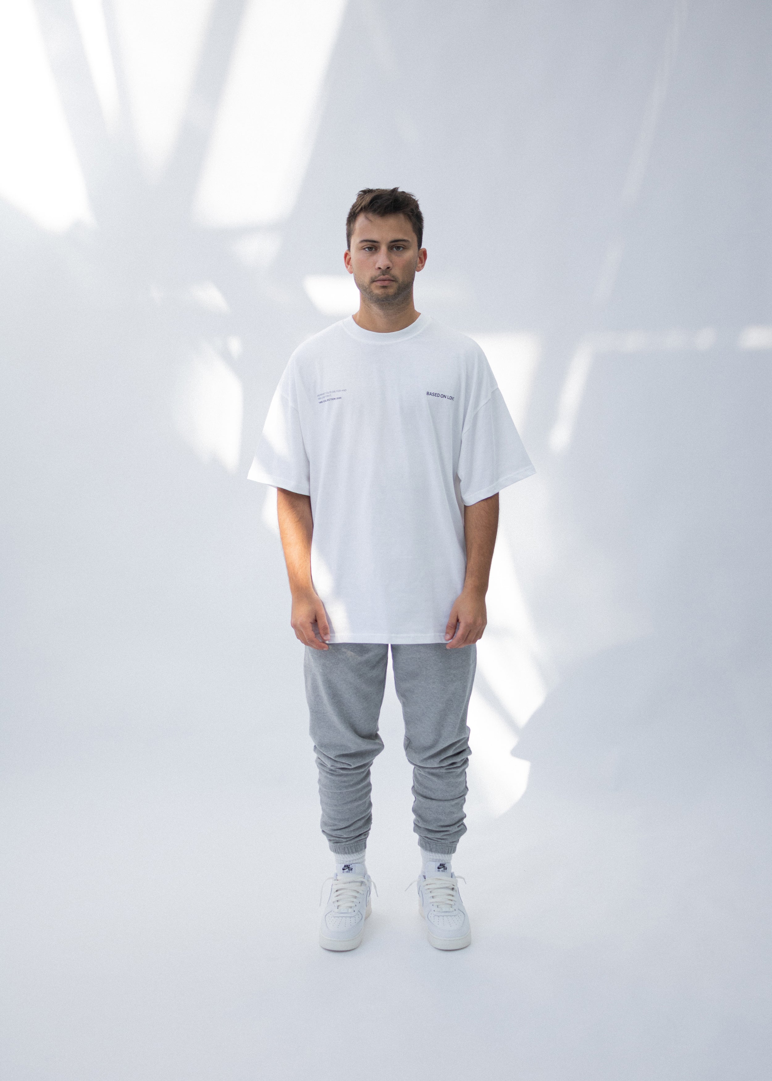 SIGNATURE TEE