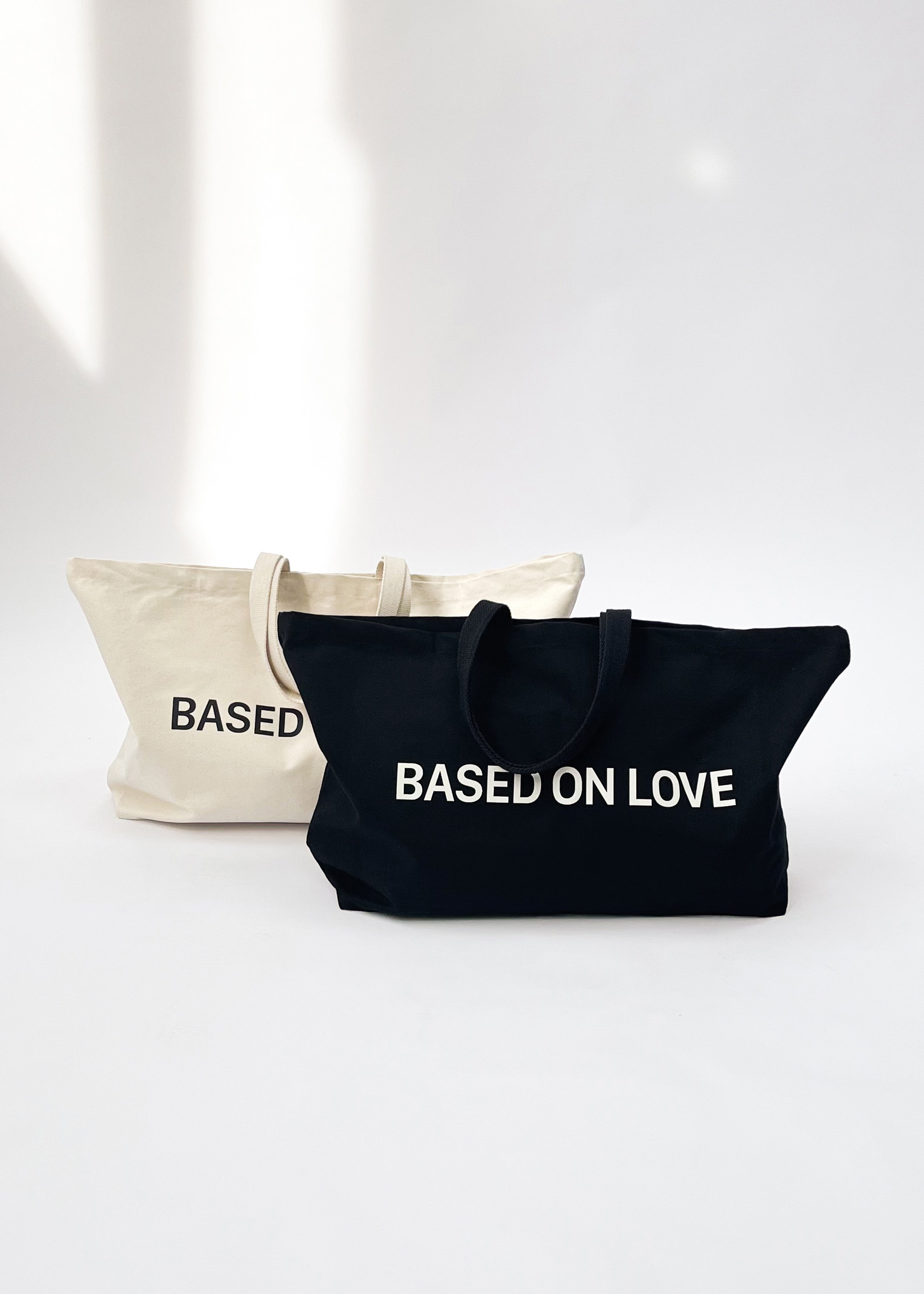 WEEKEND TOTE
