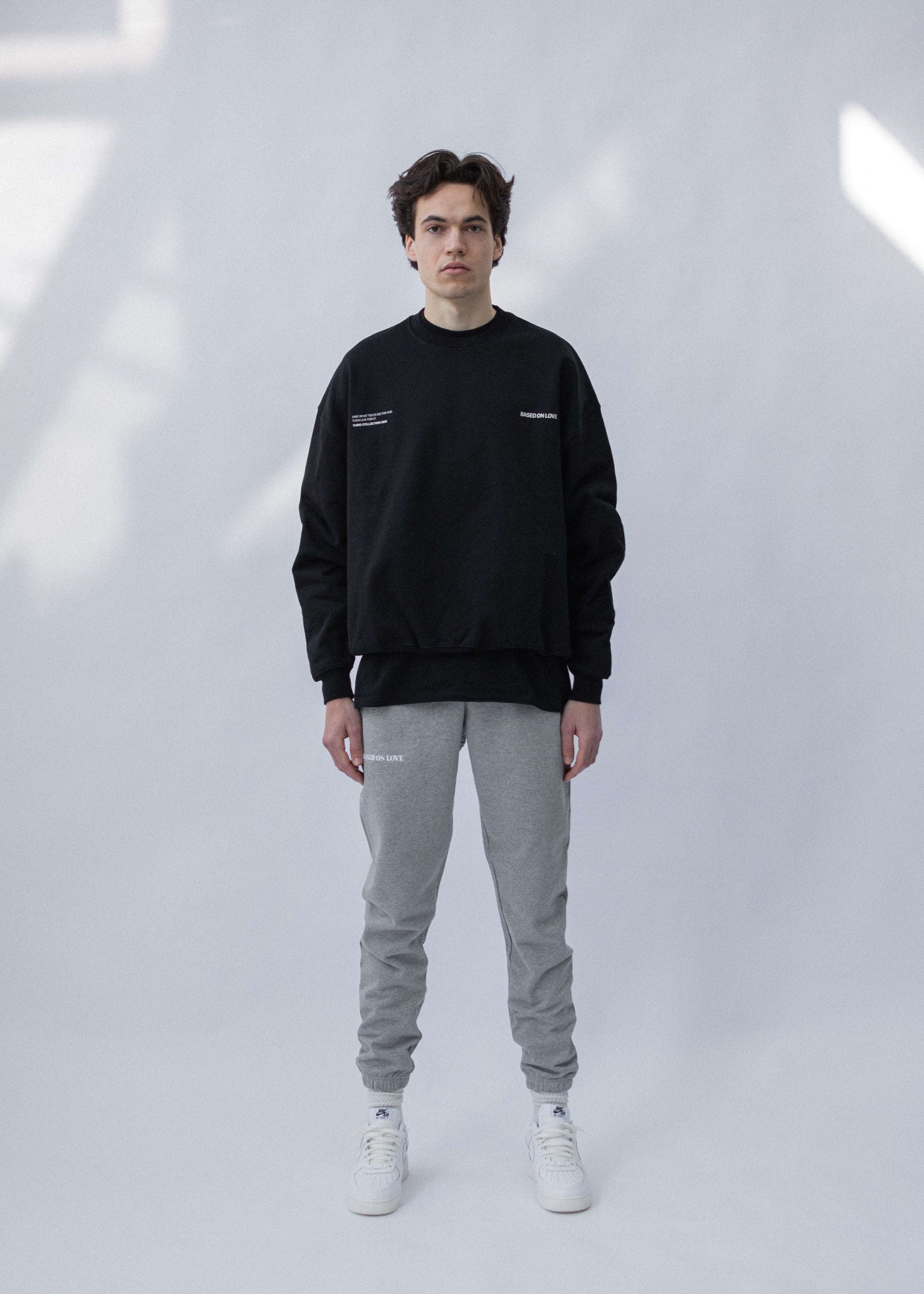 SIGNATURE SWEATER