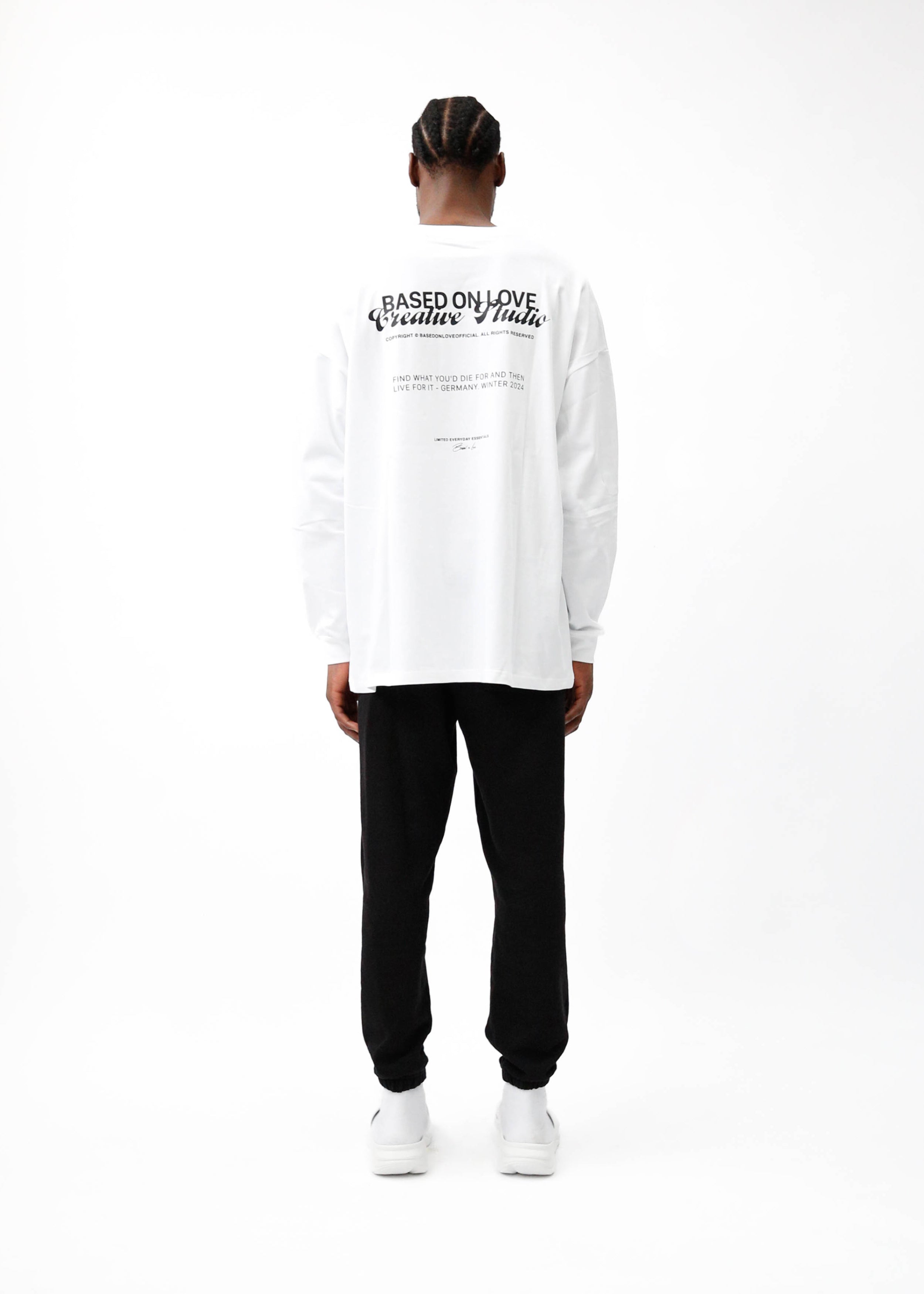 STUDIO LONGSLEEVE